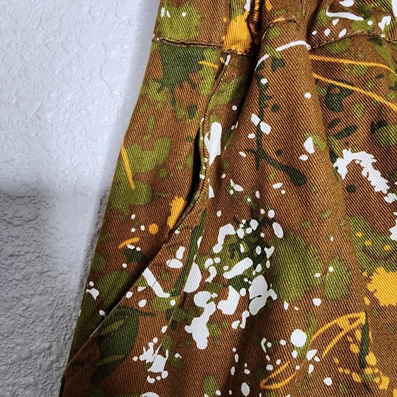 I Saw It First Paint Splatter Pants in Green Acid Print Size 10 - Picture 4 of 8